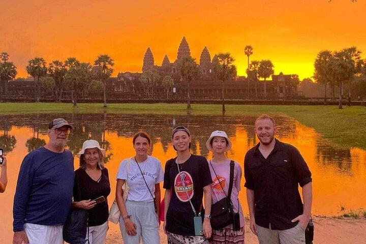 Angkor Wat Sunrise tour with Small - Group and Guide tours