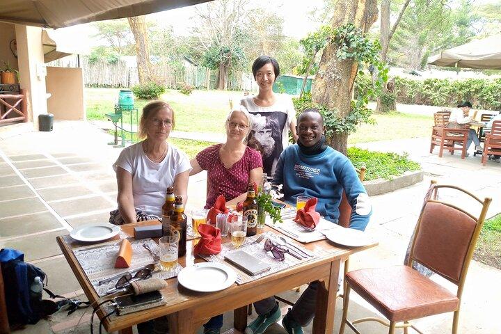 Local Lunch and Beer Tasting Experience