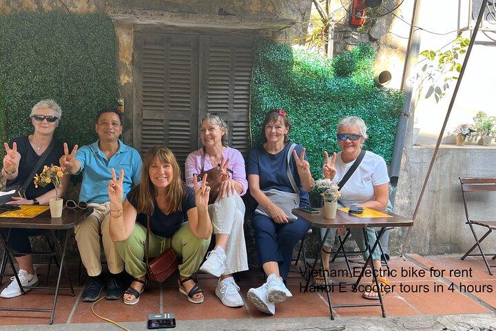 Hanoi hidden street, food tasting with E-bike