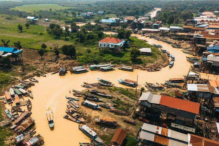 Siem Reap Floating Village Tour with Khmer Meal & Beer