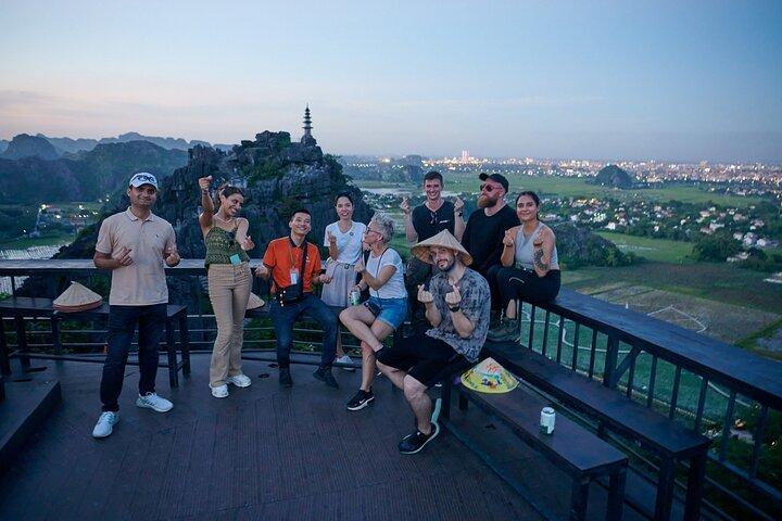 Ninh Binh Day Trip: Bai Dinh-Trang An-Mua Cave, Buffet, Boat, Bus