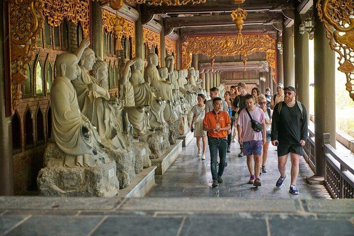 Ninh Binh Day Trip: Bai Dinh-Trang An-Mua Cave, Buffet, Boat, Bus