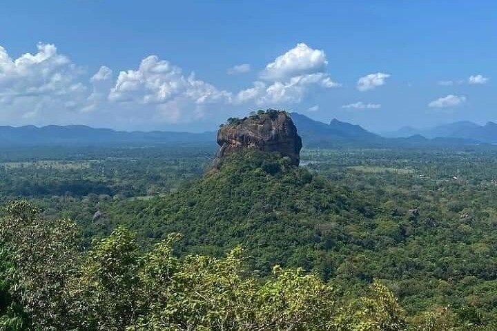 Sri Lanka Private Tour Guide, Driver with Car
