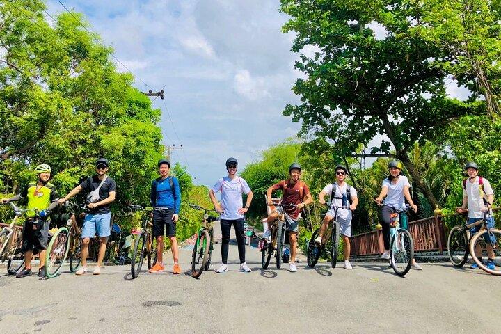 The Original Bicycle Tour in the Green Jungle of Bangkok
