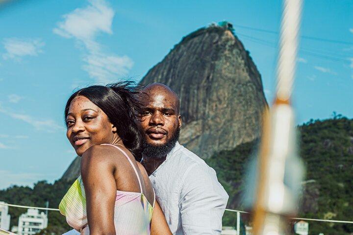 Brunch & Sunset Cruise with Capirinha in Rio