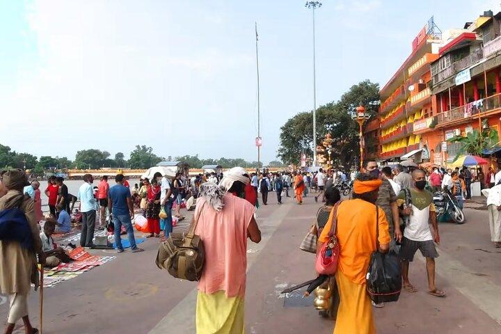 Guided Haridwar Walk with Ghats & Evening Ganga Aarti