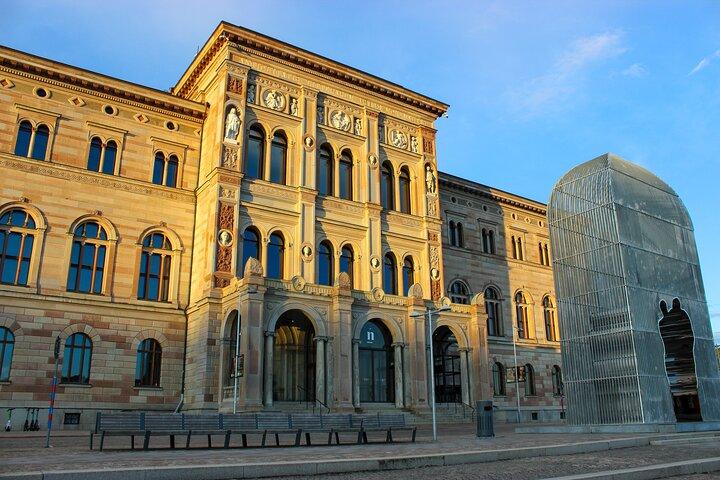 Scandinavian Art, Architecture and Design Tour in Stockholm