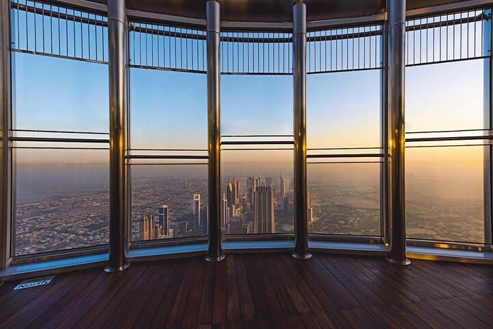 Burj Khalifa Level 124 Tickets with 3 Course Lunch or Dinner