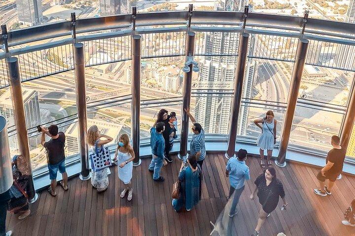 Burj Khalifa Level 124 Tickets with 3 Course Lunch or Dinner