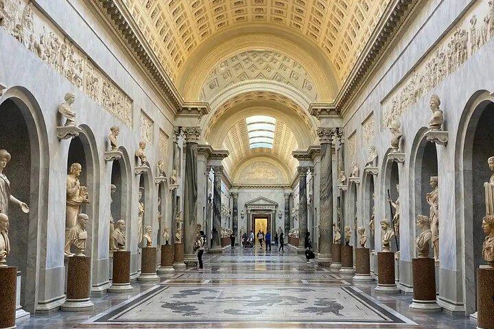 Vatican Museums, Sistine Chapel and St. Peter's Basilica Tour