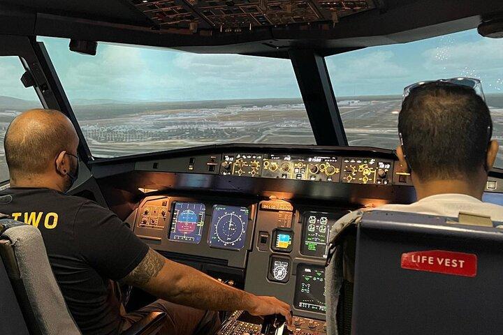 FAA Level 3 Flight Simulator Experience from Kuala Lumpur