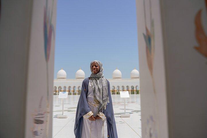 From Dubai: Abu Dhabi Full-Day Trip with Louvre & Grand Mosque