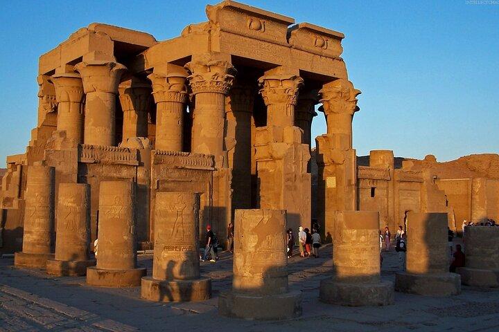 4-Night Nile Cruise from Luxor to Aswan with Sightseeing