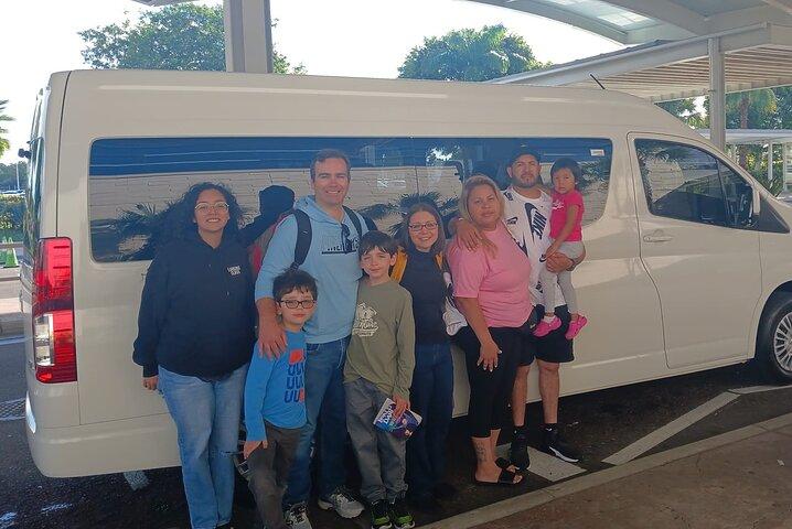 Private Transport to Airport, Hotel, Port in Nassau Bahamas