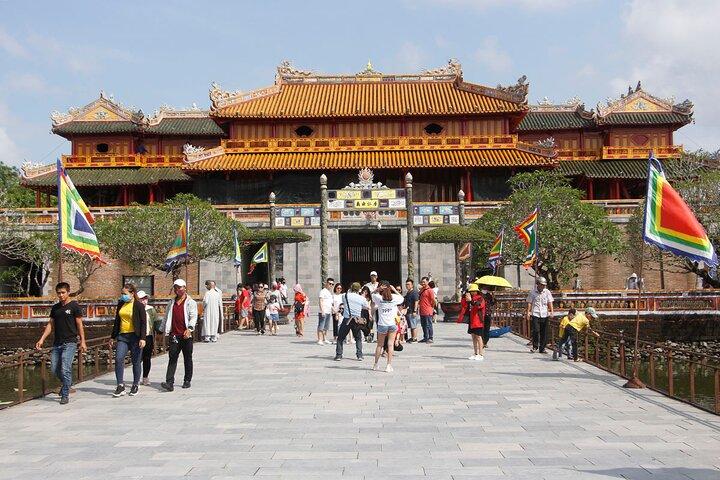 Hue: Imperial City Walk, Motorbike Tour & Private Car Options
