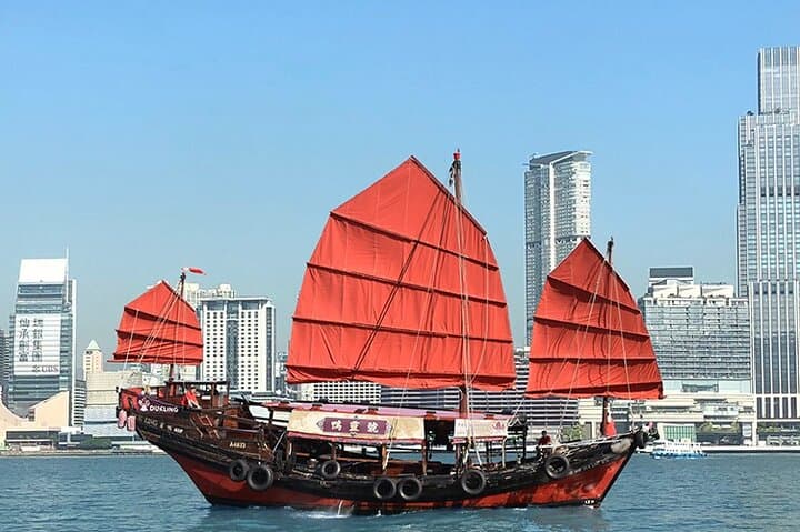 Hong Kong: Dukling , Antique Boat Tour in Victoria Harbour