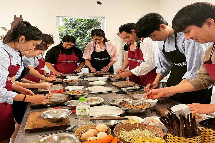Traditional Cooking Class with Market Tour in Ho Chi Minh