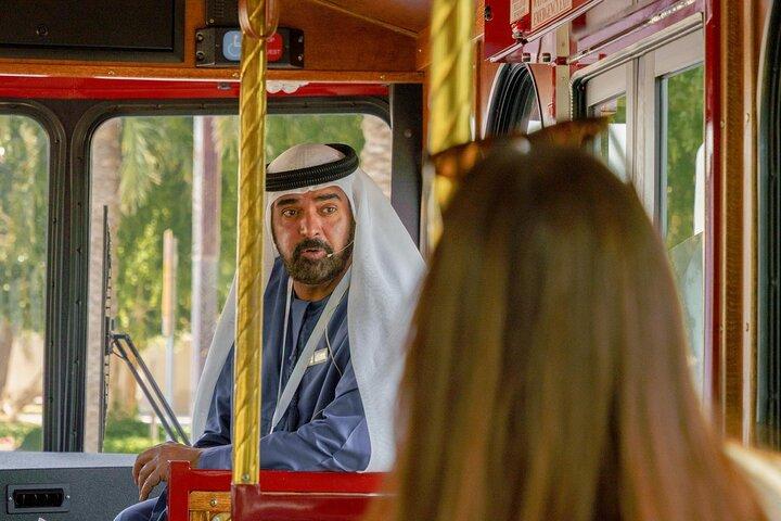 Emirati Hospitality Experience & Old Dubai Bus Tour | Heritage Express