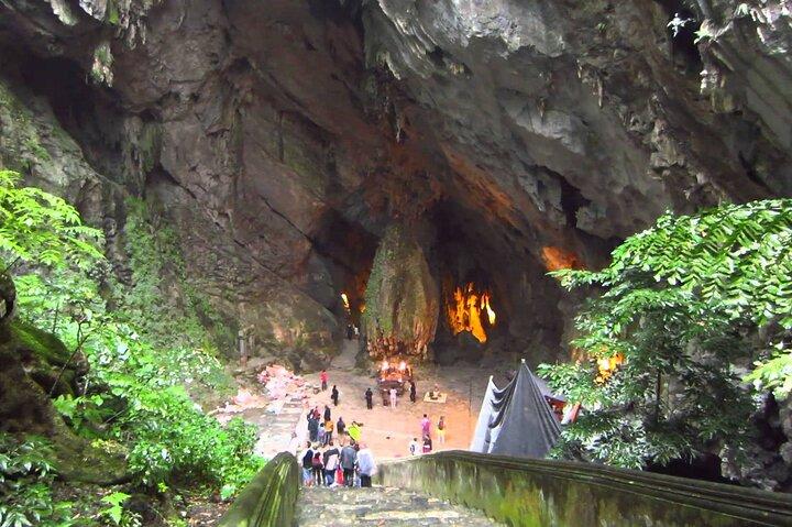 Perfume Pagoda Full-Day Guided Tour from Hanoi Transfer Included