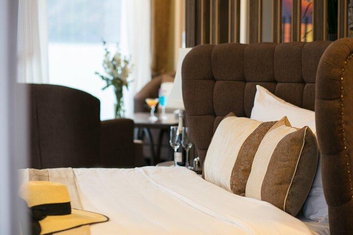 La Stellar Cruise 3-day Explore Halong and Lan Ha Bay from Hanoi