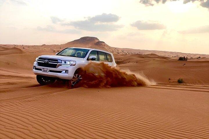 Dubai Desert Safari, BBQ Dinner, Camel Ride, Live Entertainment