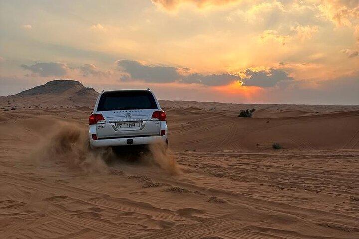 Dubai Desert Safari, BBQ Dinner, Camel Ride, Live Entertainment