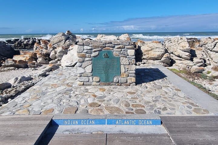 From Cape Town: Cape Agulhas Full Day Tour with Hotel Pick UP