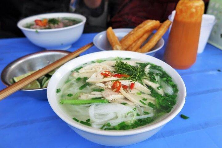 AUTHENTIC Hanoi Street Walking Foodie Tour - Group or Private