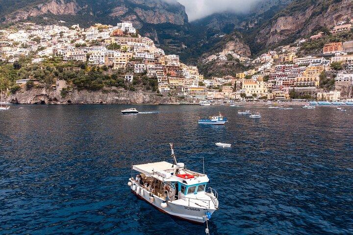 Sorrento Coast Boat Tour with Swimming Stops