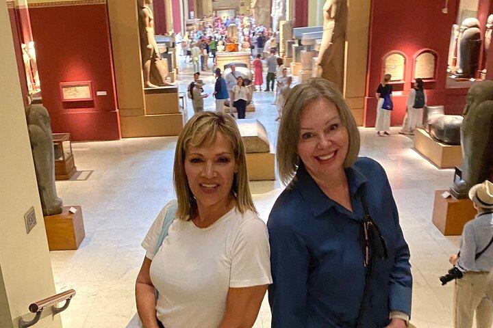 Explore Giza Pyramids,Sphinx, Museum,Lunch and Bazaar from Cairo