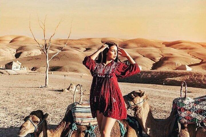 Marrakech: Agafay Desert Dinner with a Show and Camel Ride