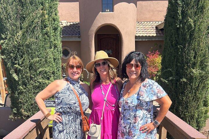Visit 4 Award Winning Vineyards from Scottsdale, Includes Lunch!