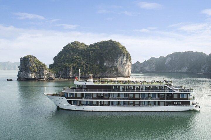 LUXURY 5 STAR CRUISE 2 Day 1 Night Visit Halong Bay & Lan Ha Bay