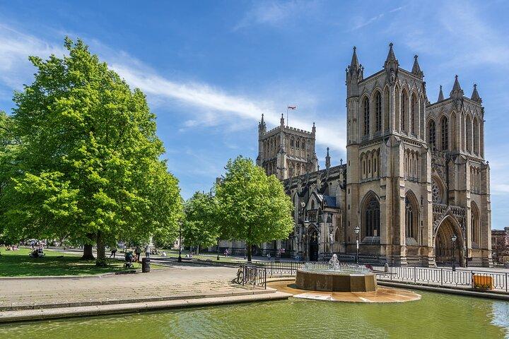 Private Historic Bristol Walking Tour Through Cultural Heritage