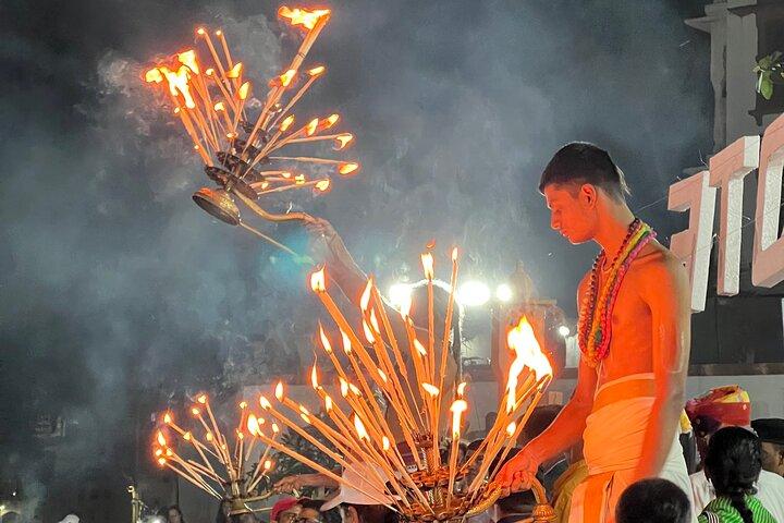 Evening Walking tour with Fire Ceremony - The Pushkar Route