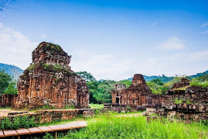 My Son Sanctuary & Thu Bon River Cruise from Hoi An