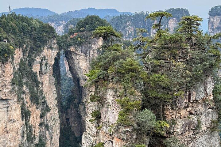 1-Day Private Zhangjiajie Tour to Avatar Mountain & Glass Bridge