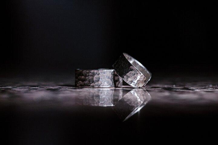 Forge your own wedding rings or friendship rings in Tuscany