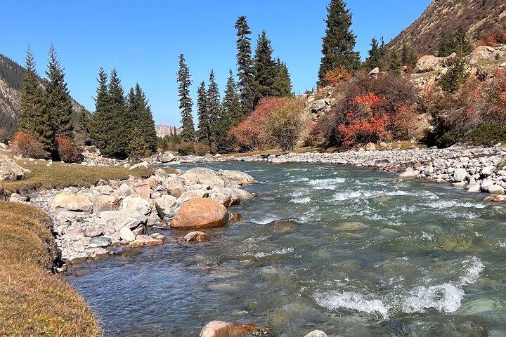 2 Days tour to Issyk Kul lake with Yurt Stay