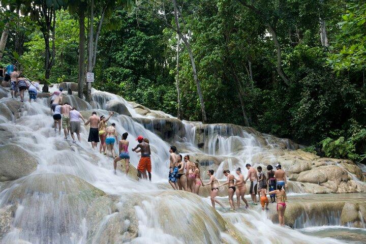 Catamaran Cruise/Dunn's River/Snorkeling