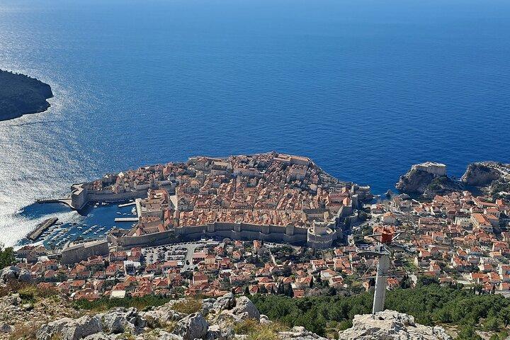 Private Customizable Tour of Croatia Via Minivan with a Guide