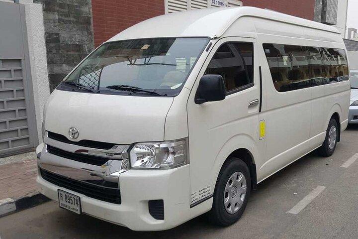 Dubai Airport Arrival and Departure service with SUV and Mini bus