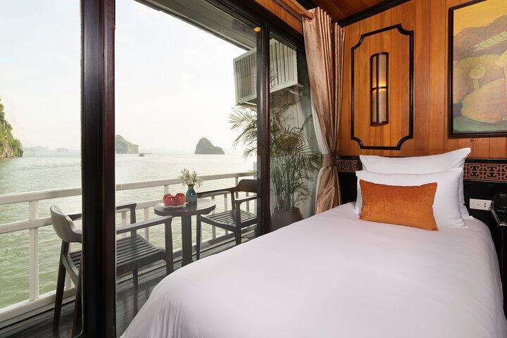 Gratiot Boutique Cruise Elegant 2 Day Halong Bay Escape