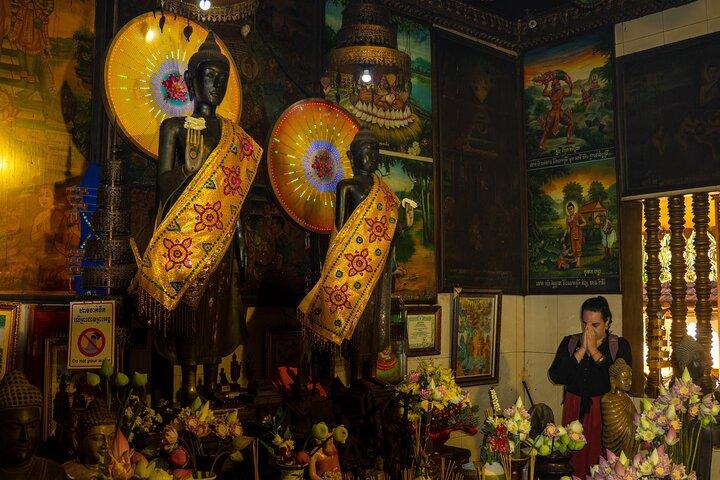 Siem Reap City Walking with Expert Tour Guide Private Tour