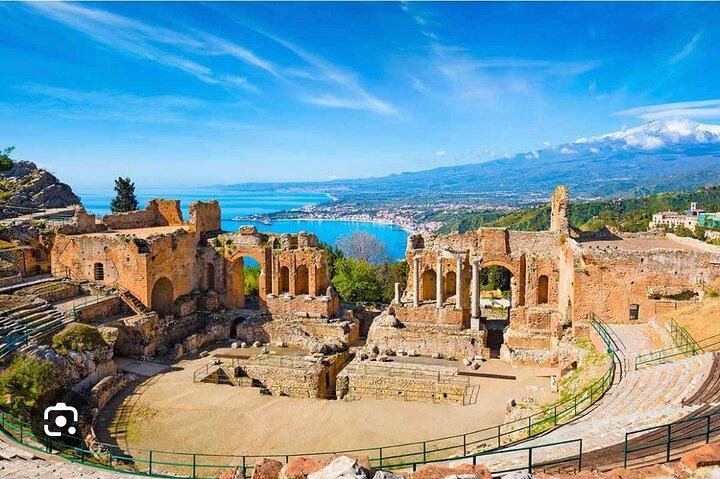 Half-day tour to Taormina, Castelmola and Isola Bella