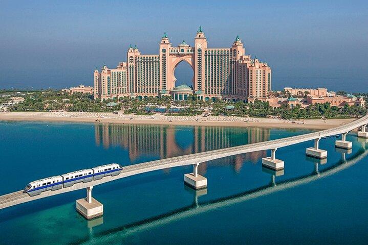 Private Tour to Visit Dubai's Top 20 Attractions in One Day