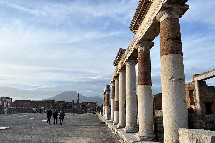 Full Day Tour to Pompeii, Vesuvius and Herculaneum