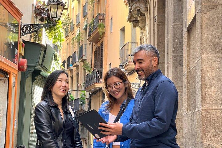 Barcelona Gothic Quarter Tour (Small Group)