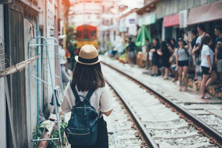 Bangkok Damnoen Saduak, Train Market, Mahanakhon Skywalk