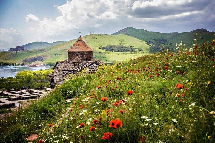 Armenia Day Tour from Tbilisi: PRIVATE Experience